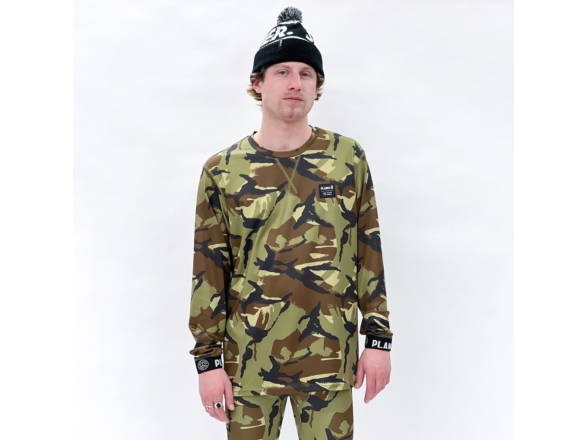 Military base outlet layers